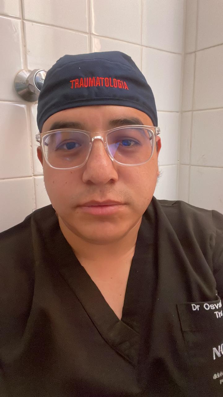 Dr. Osvaldo Larrazabal